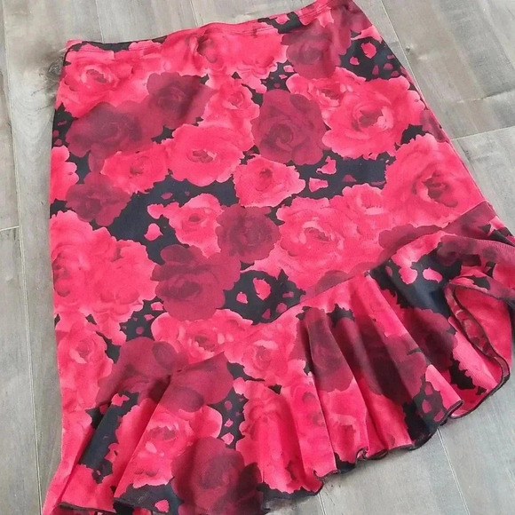 Y2K Sheer Mesh Ruffle Skirt Red & Black Roses Midi M - Picture 2 of 5